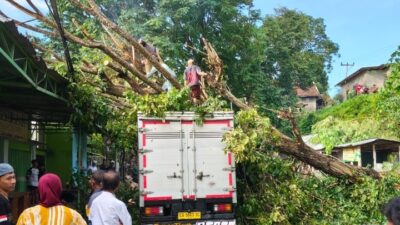 Bencana Hidrometeorologi Dominasi Awal April 2026, BNPB Imbau Waspada